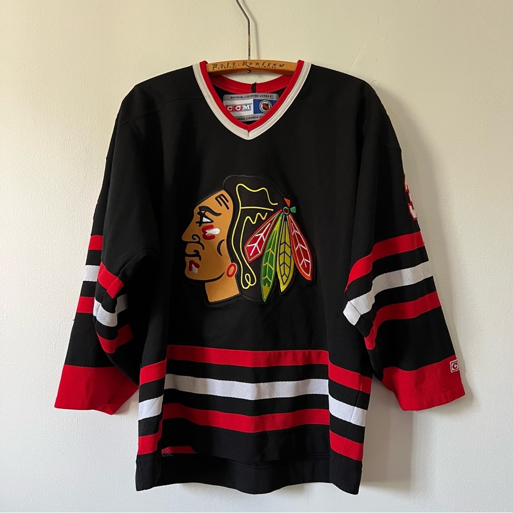 Vintage Chicago Blackhawks NHL Jersey Y2K Size Medium Made in Canada‎